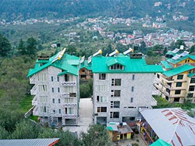 Zeeland Hotel Manali